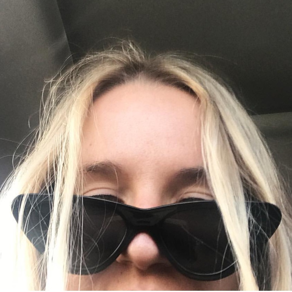 Meet your Posher, Angela